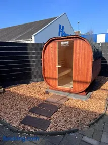 Kess Maison, Gehele villa met SAUNA en dakterras Enschede - Image 2