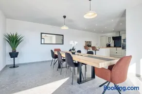 BELLEVUE 2, piscine, jacuzzi, sauna - Image 3