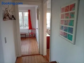 3 v taglejlighed i byggeforeningshus i roligt kvarter - Image 3