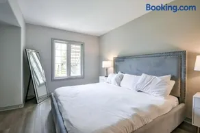 2BR King Suite Pool Sauna Heated Pool - Image 3