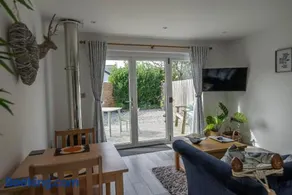 Olverstone Lodge, a beautiful Cornish lodge with wood burner & garden - Image 3