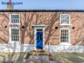 Welcoming luxury in a Grade II listed building - Image 1