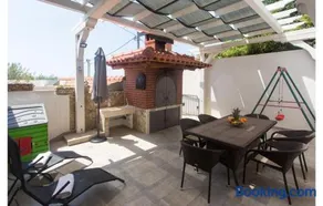 Three-Bedroom Holiday Home In Suhi Potok - Image 3