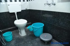 Hotel Malhar Inn - Image 2