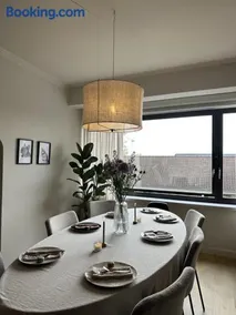 Flat centrum Oudenaarde met eigen fietsen berging - Image 2