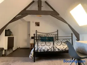 Chambre chaleureuse avec accès indépendant et sanitaires indépendants - Image 2