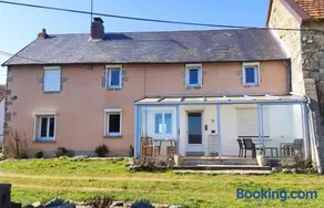 Maison conviviale près de Charron avec jardin, 100 m² - Image 1