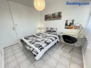 Chambre privée en colocation dans un appartement au centre de rillieux la pape - Image 2