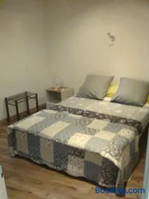 2+1 couchages + sdb dans appartement rénové. - Image 3