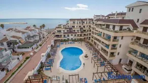Puerto de la Duquesa, Beachfront Sea views 500m to Beach and Duquesa Marina - Image 1
