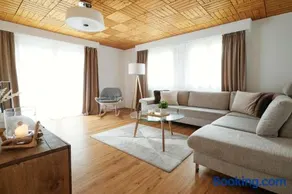 Ferienwohnung - 100m von der Talstation Aletsch Bahnen und Bahnhof Fiesch, BESTE Ausgangslage - Image 1