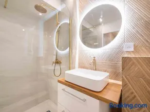 SERENITY - 3 mins from Disney, Free Parking, Self-Checking with fully equiped gym - Image 3