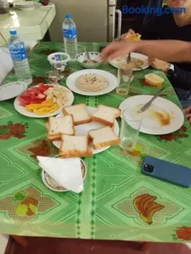 Sinharaja barefoot Backpacker Homestay - Image 1