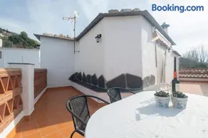 Charming House in Cádiar with View - Image 1