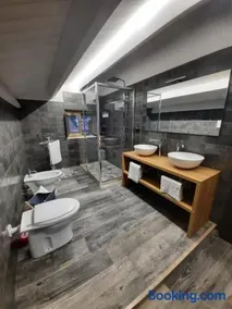Beach apartments - Image 1