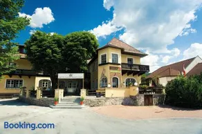 Hotel Kaiser Franz Josef - Image 1