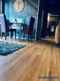 Tiny House - Image 3