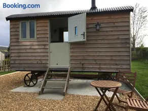 40 Bernisdale - Shepherds Hut - Image 1