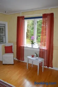 Humlebo - Image 2
