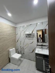 Oasis Hotels - Image 2