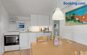 Cozy Home In Nexø With Kitchen - Image 5