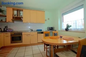 Private Rooms - Image 2