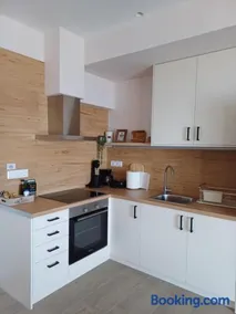 Asterias gold apartment - Image 3