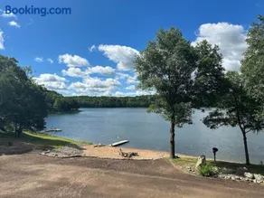 Pleasant Lake Bed and Breakfast - Image 3