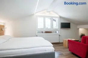 Hotel Zur Traube - Image 2