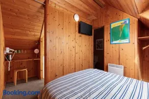 Capsule Rooms, FREE PRIVATE PARKING - Image 2