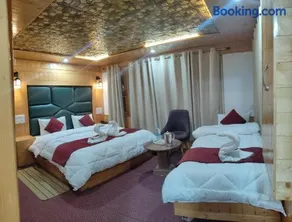 Hotel Alpine K2 - Image 2