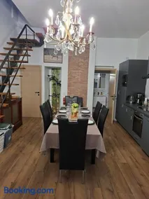 Chez les Chasseurs - Gîte de charme pour 9 personnes au cœur de Saint-Hubert - Image 1