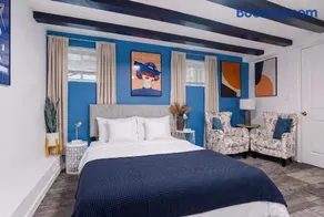 2 Bedroom Beach Front Gem - Image 3