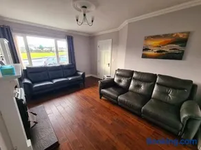 Bundoran Seaside Stays House - WiFi, large spacious home - Image 1