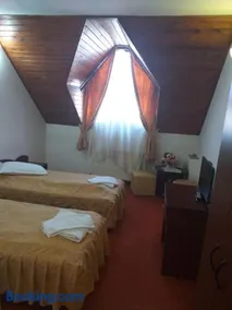 Motel din Darste - Image 4