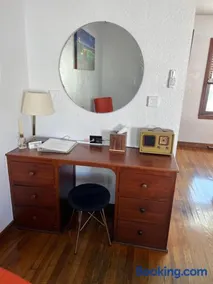 Boots Court Motel - Image 3