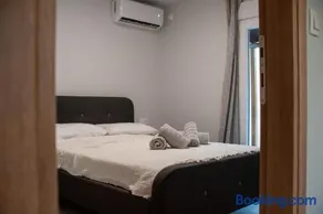 NV HOUSE - Image 3