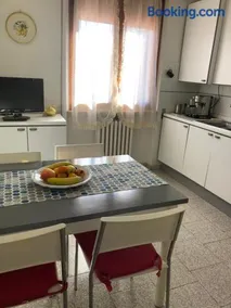 Dolce casa con terazza - Image 3