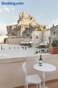I Tre Portali Luxury Suites - Image 3