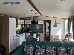 Charming Bembridge Caravan in Isle of Wight - Image 2