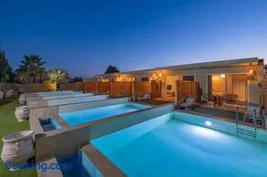 M&B Luxury Suites Charaki - Image 3