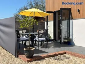 The Paddocks - Lovely annexe overlooking paddocks - Image 2