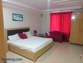 Auzzi Hotel Naran - Image 3
