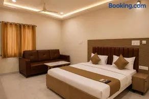 Hotel Vaarahi Chanda Nagar, Near Hitech City - Image 4