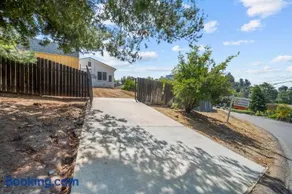 Modern Oasis New 2BR in La Mesa - Image 4