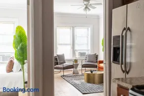 Lively 2BR Apt in Lincoln Square - Eastwood 47-1 - Image 4
