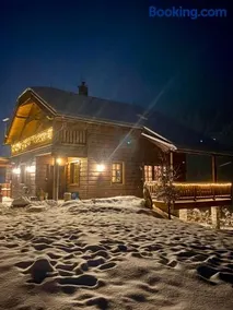Chalet Family - Image 2