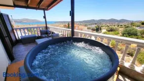 Villa Golden Sun with swimming pool and jacuzzi - Image 1