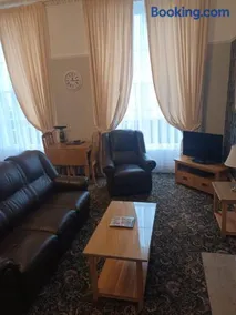Eden Vale Ground Floor Sea View Apartment - Image 5