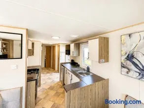 Golden Sands Getaways Weymouth - Image 4
